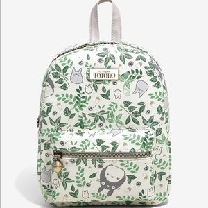 MY NEIGHBOR TOTORO LEAF & ACORNS MINI BACKPACK